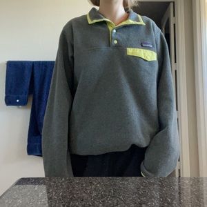 Patagonia sweatshirt